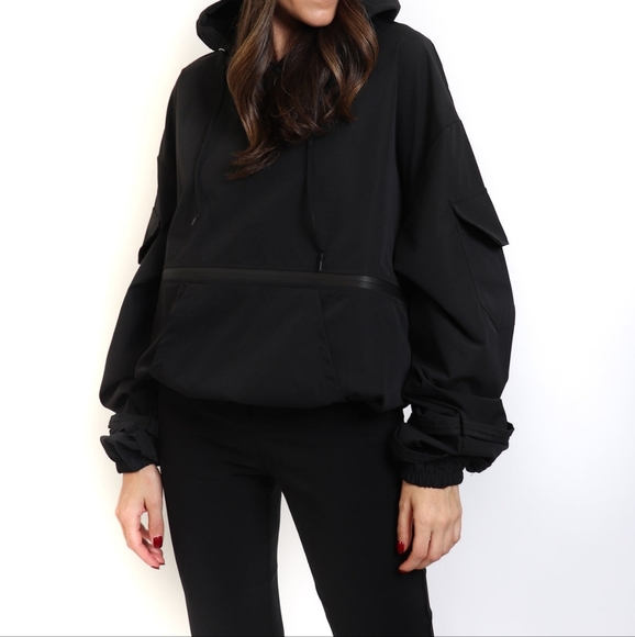 Beulah Tops - Black Pullover Hoodie